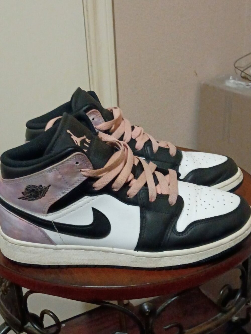 AIR JORDAN SNEAKERS DM6216-001 1 Mid (GS) Master Tie Dye, Size 7Y